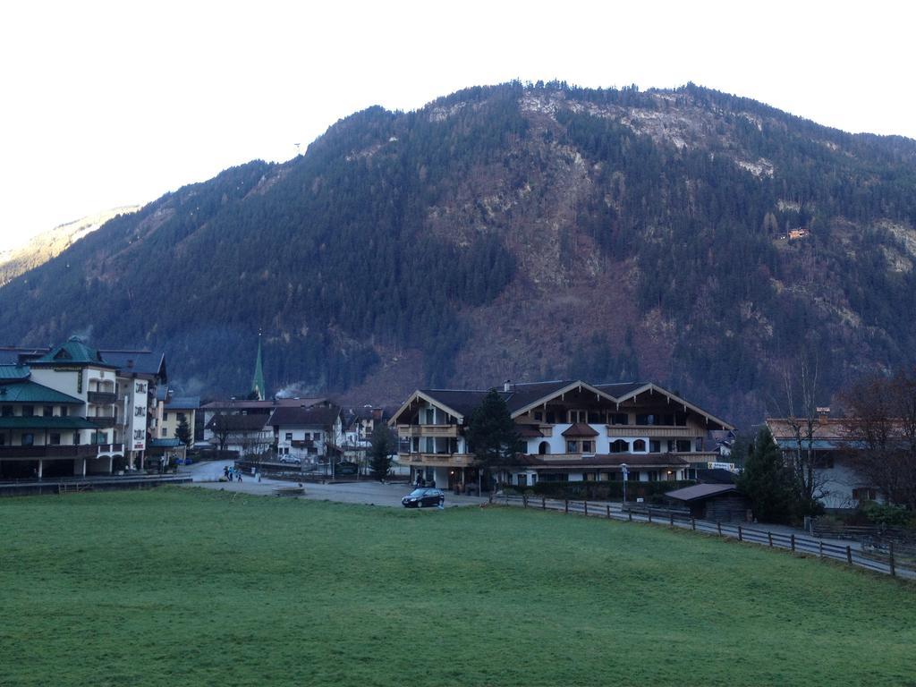 Villa Rauter Mayrhofen Zimmer foto